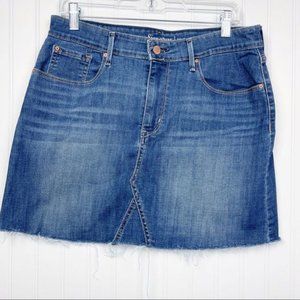 Levi’s Signature High-rise Denim Skirt